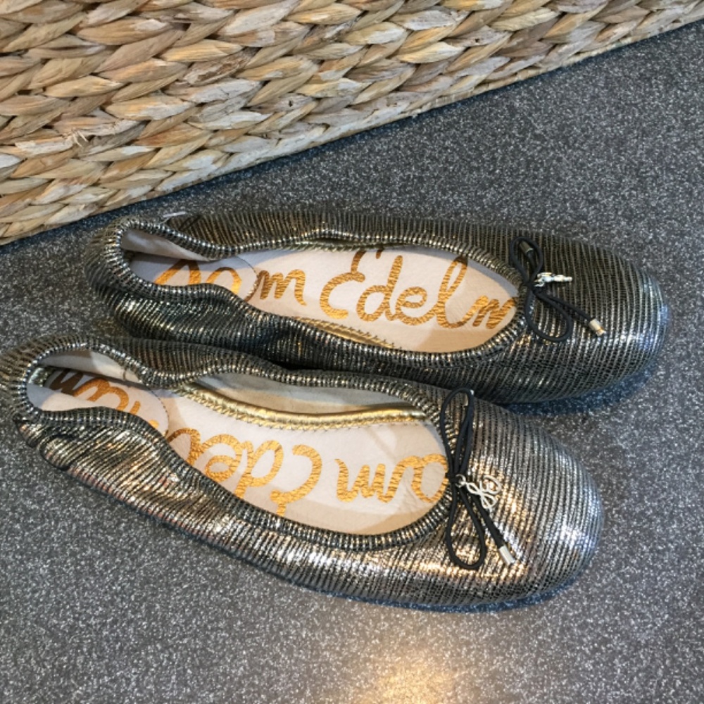 Sam Edelman Metallic Flats with Black Bow - Picture 9 of 11